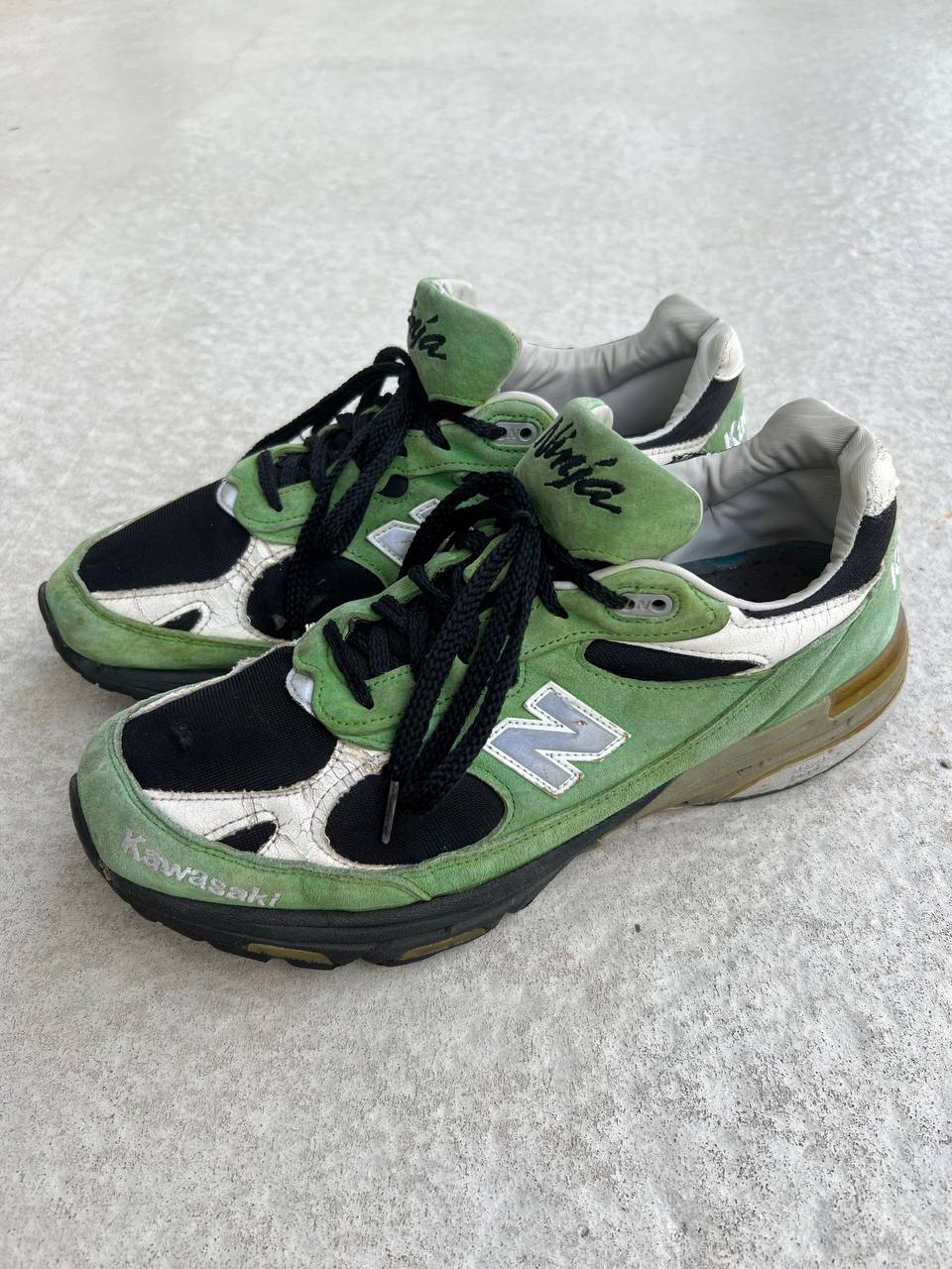 NEW BALANCE 993 X KAWASAKI NINJA