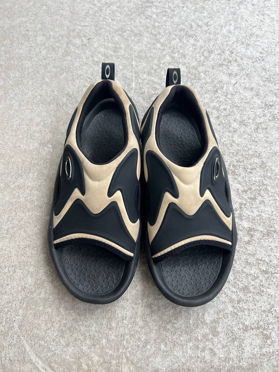 OAKLEY SMOKE SANDALS