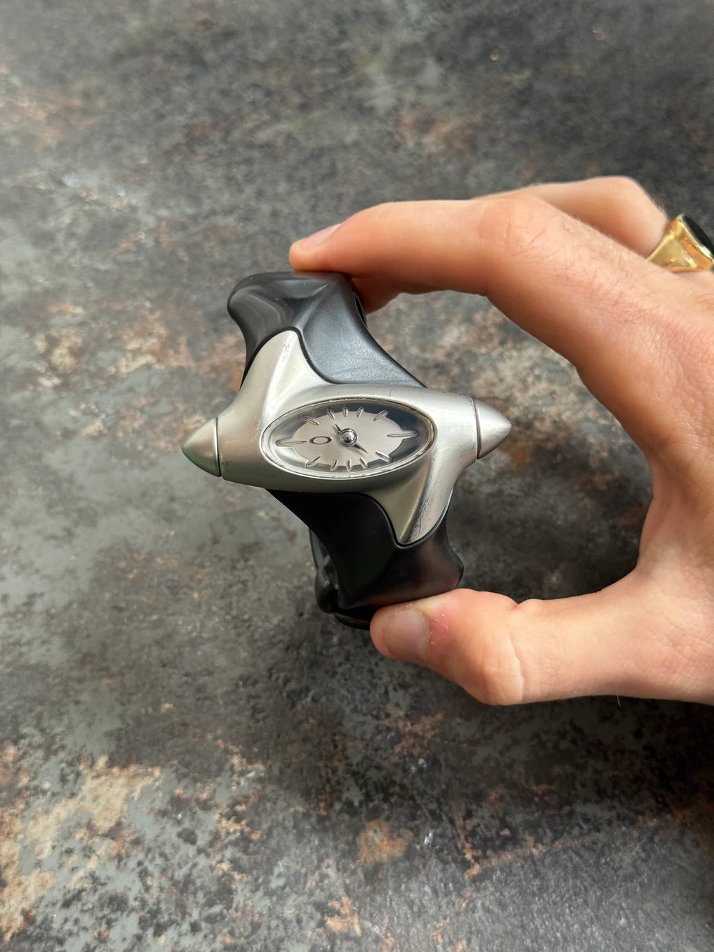 OAKLEY TORPEDO WATCH