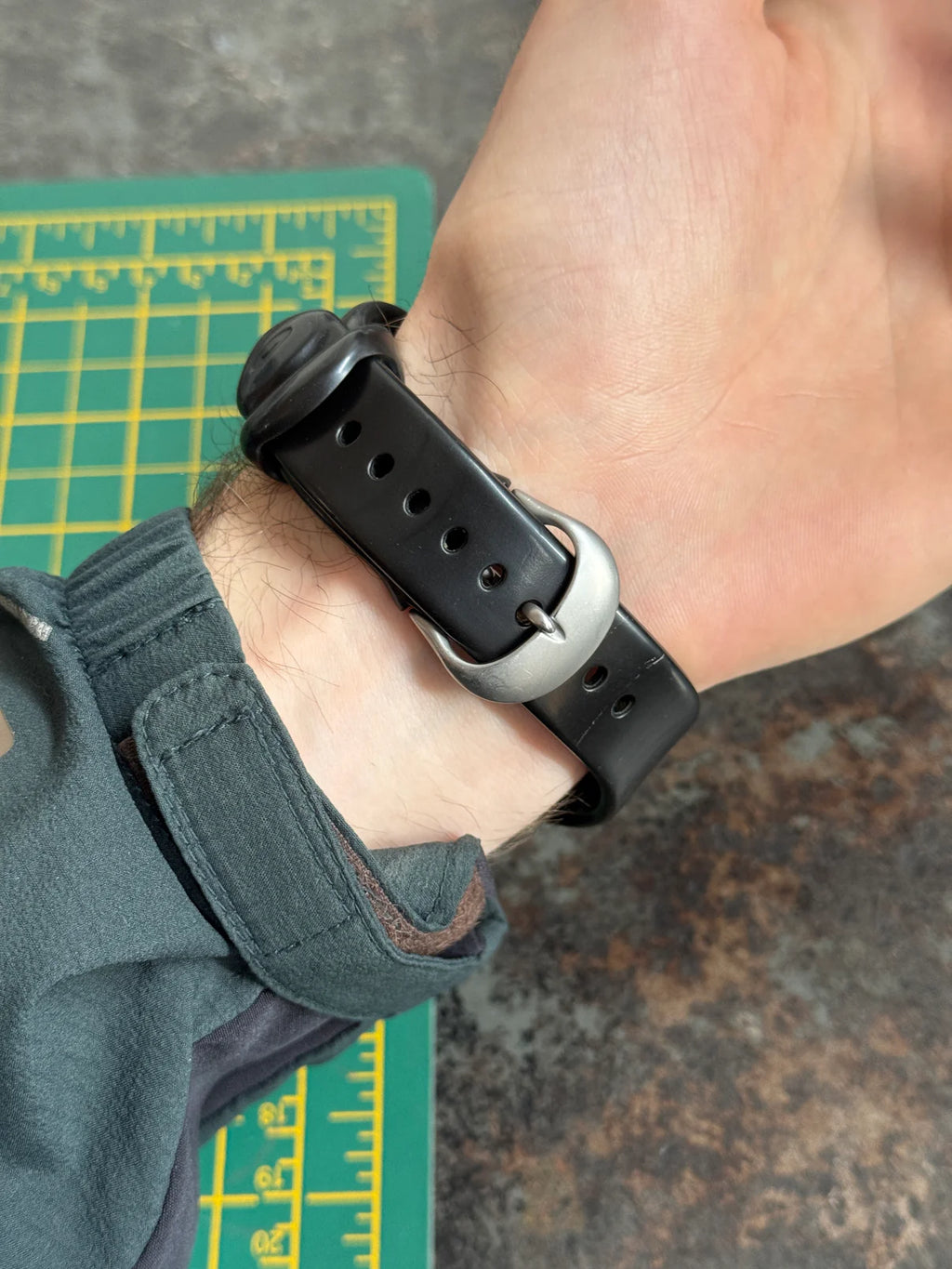 OAKLEY TORPEDO WATCH